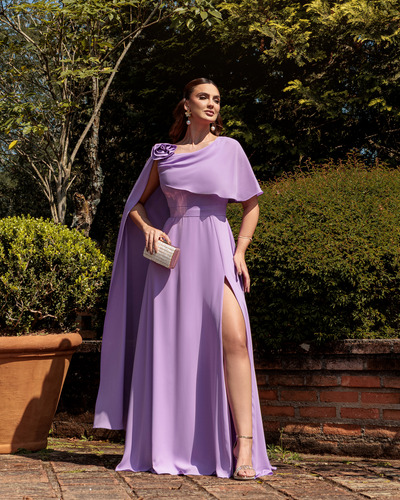 As cores de vestido para mãe da noiva que são tendência em 2026