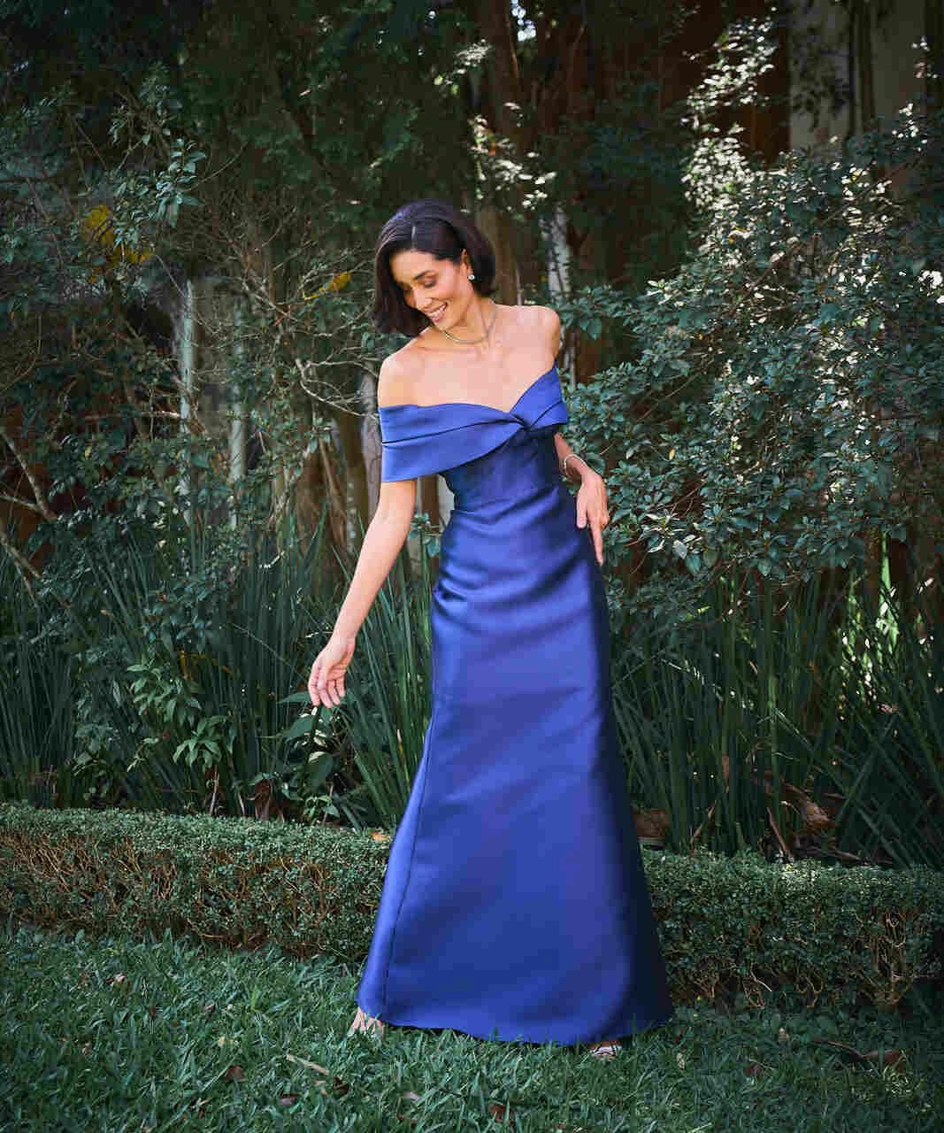vestido madrinha decote assimétrico 2026