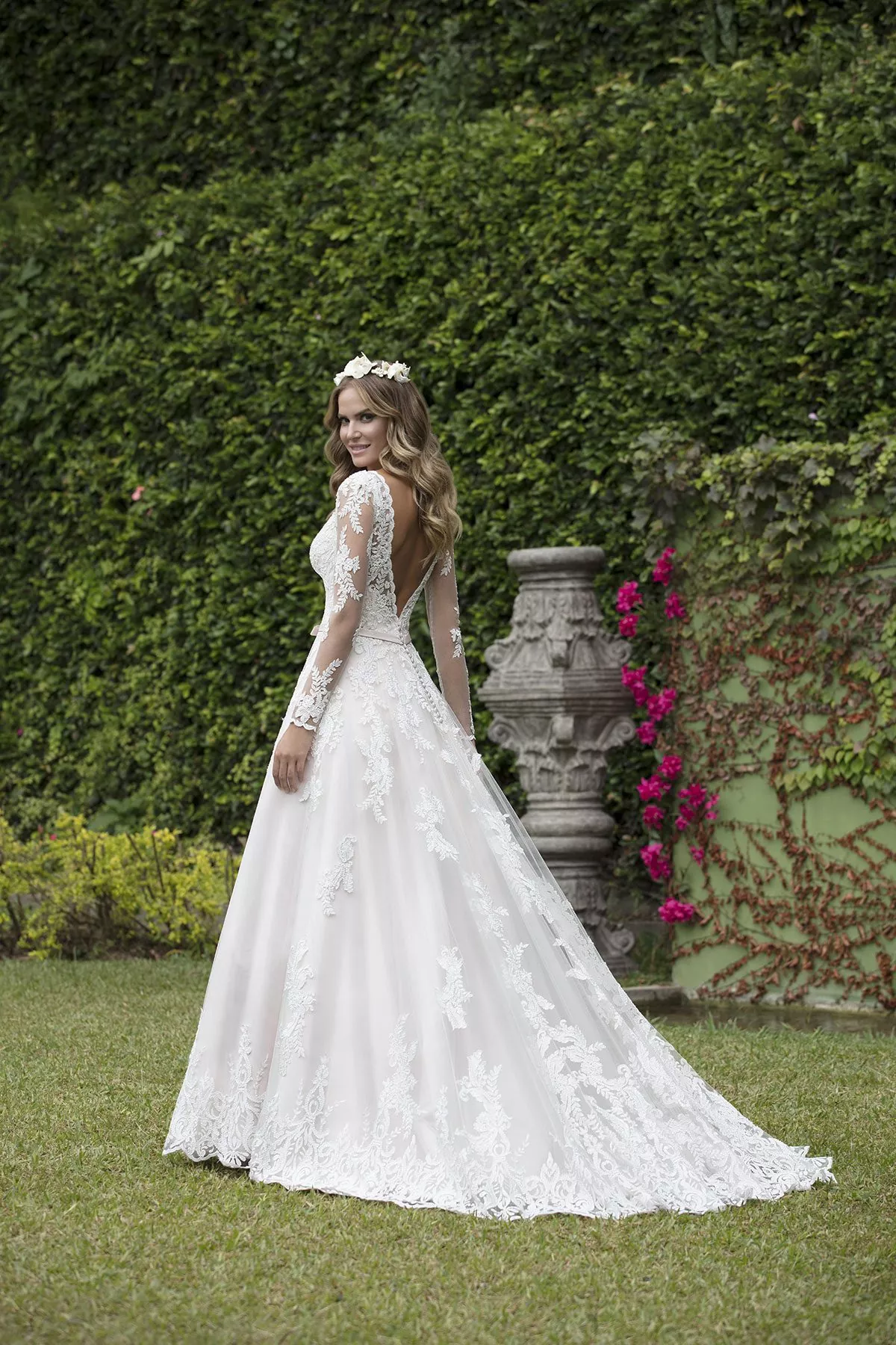 Guia Completo: Como Escolher o Vestido de Noiva Ideal para Seu Estilo e Orçamento