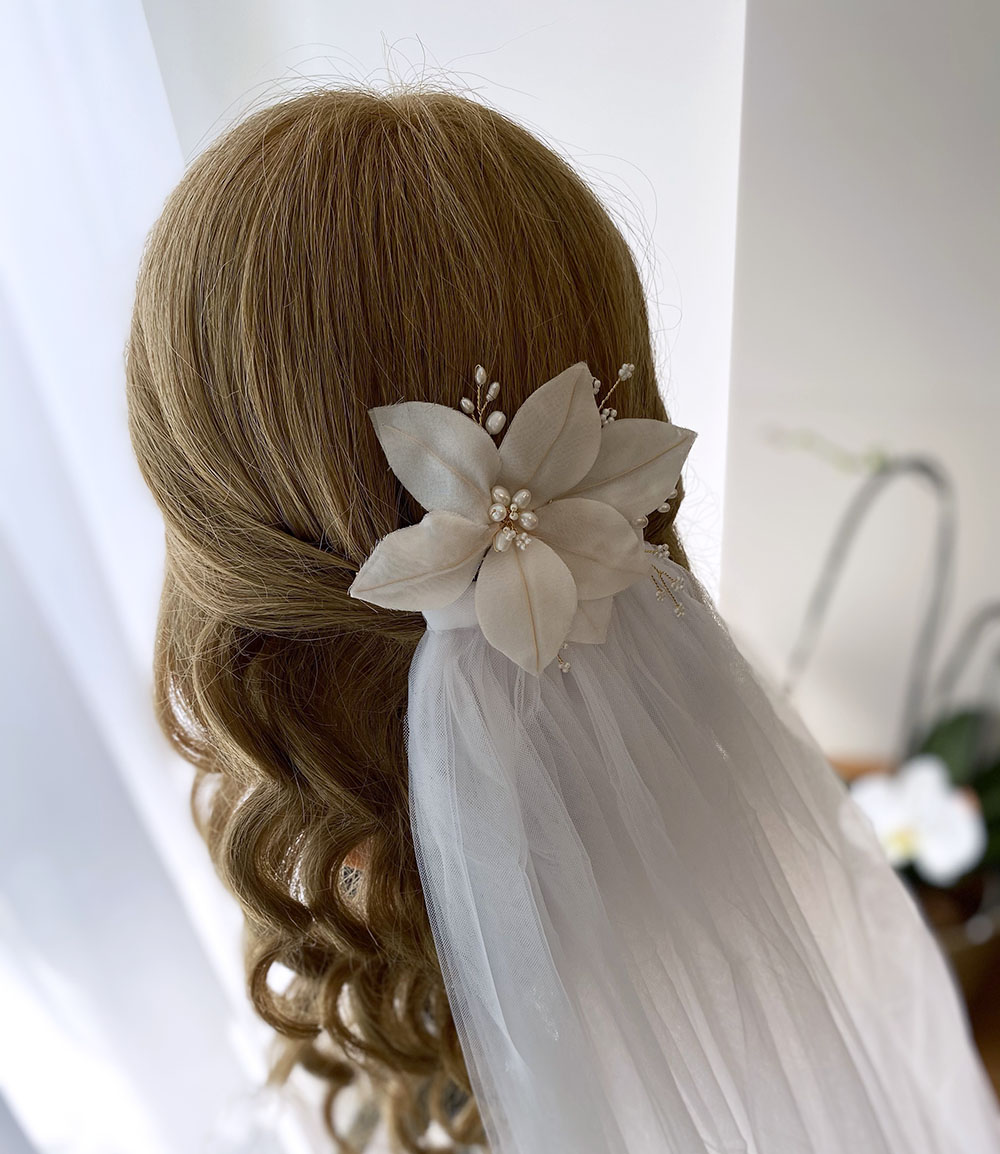 Capas de noiva: a alternativa moderna ao véu tradicional