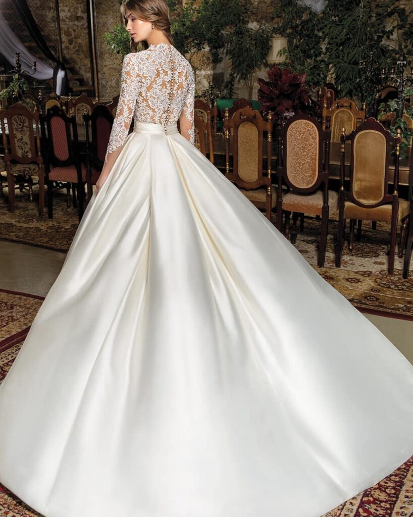 adicionar renda em vestido de noiva