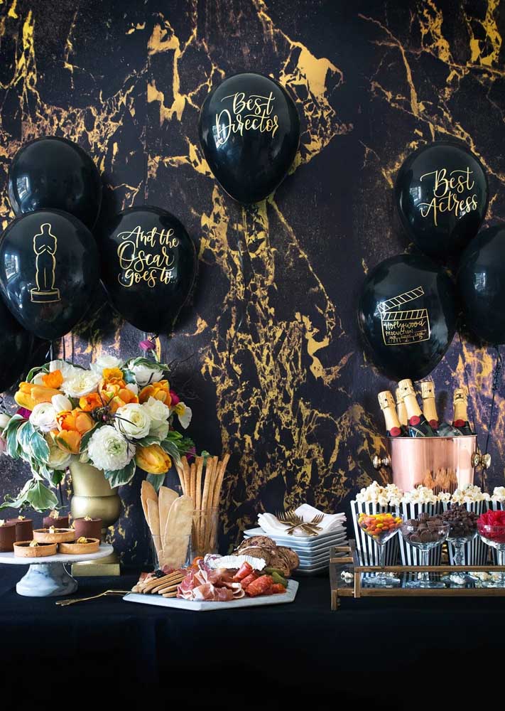 decoração de casamento com tapete vermelho