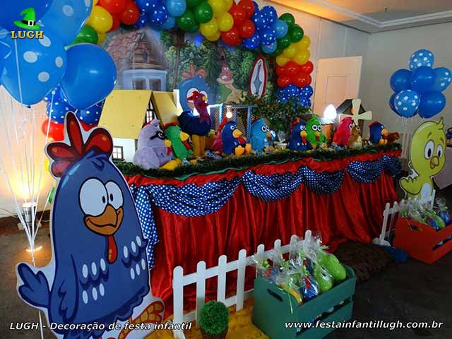 decoração galinha pintadinha mesa do bolo