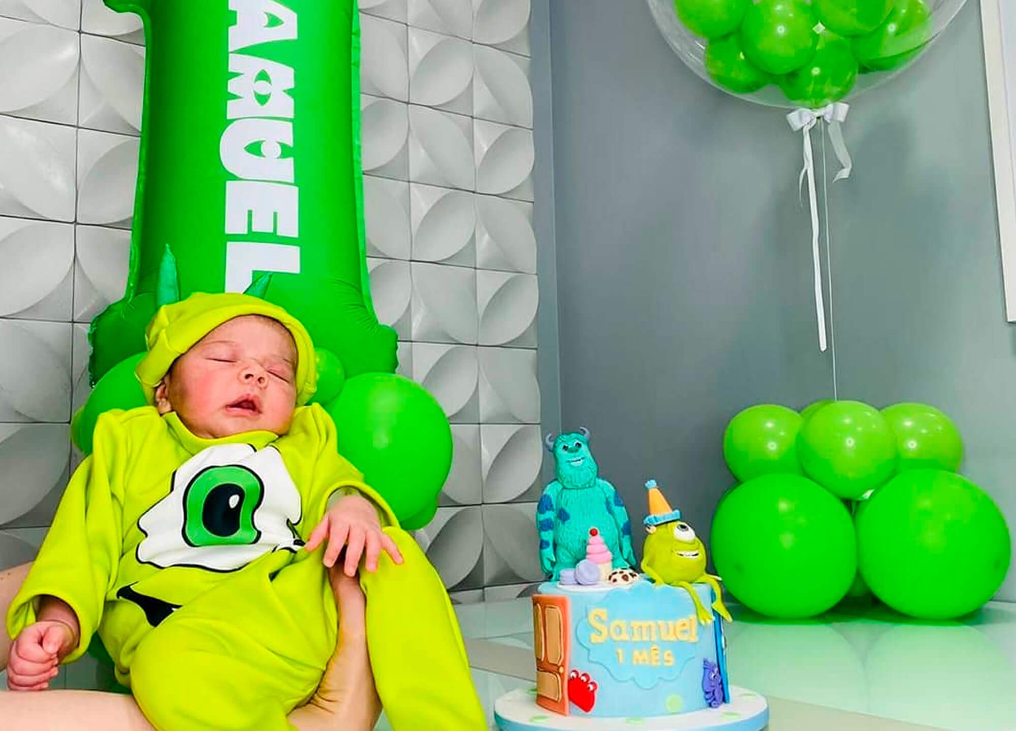 decoração mesversário 1 mês simples