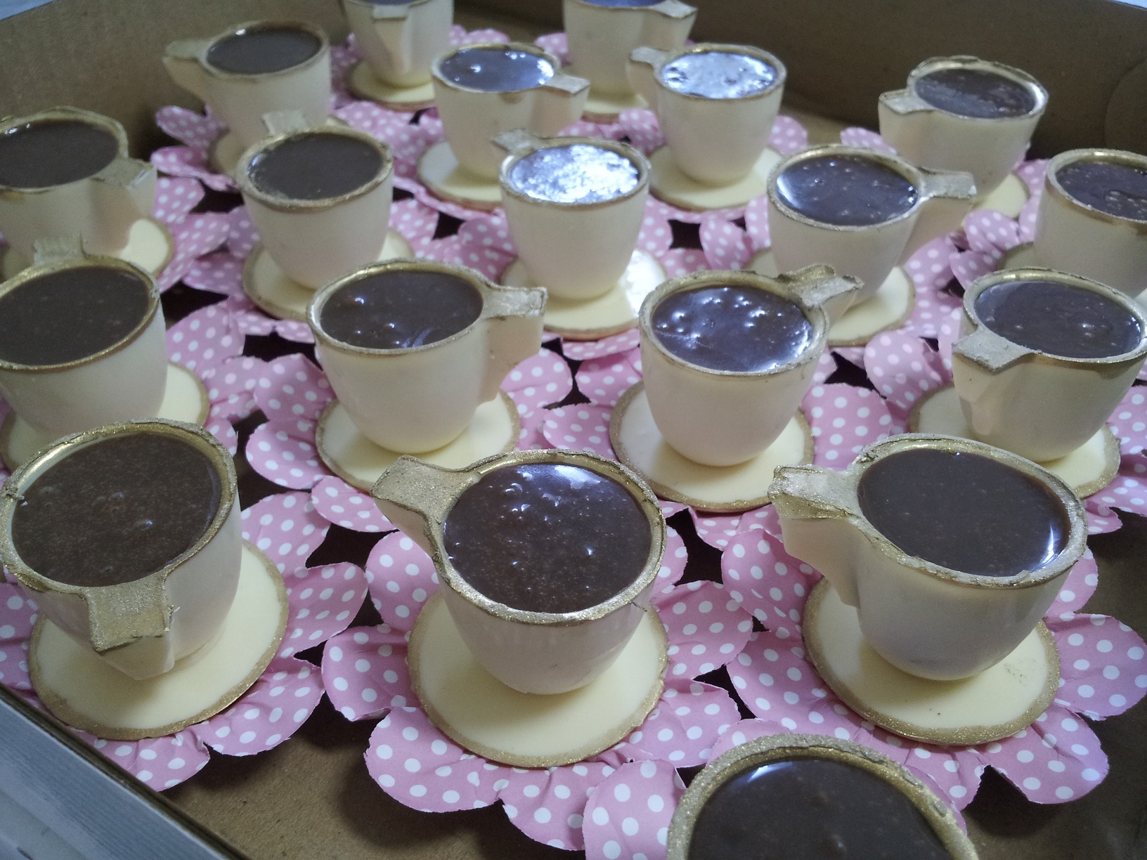 lembrancinha chá de cozinha xícara personalizada