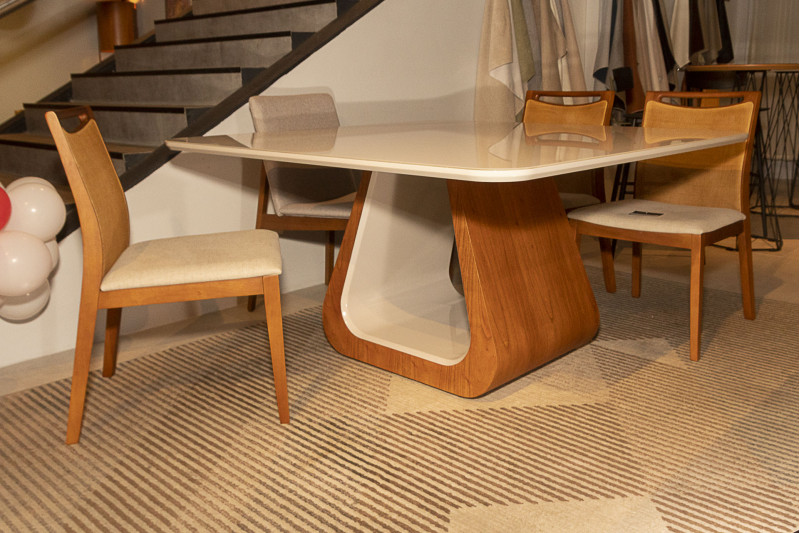 mesa quadrada para apartamento
