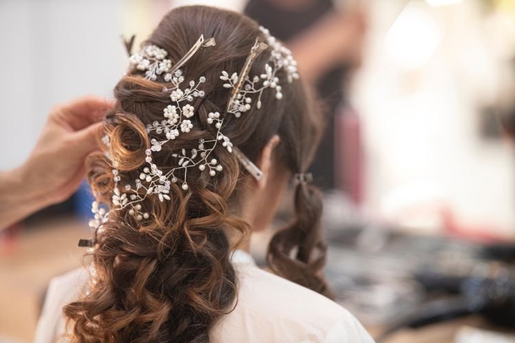 penteados modernos para noivas cabelo curto