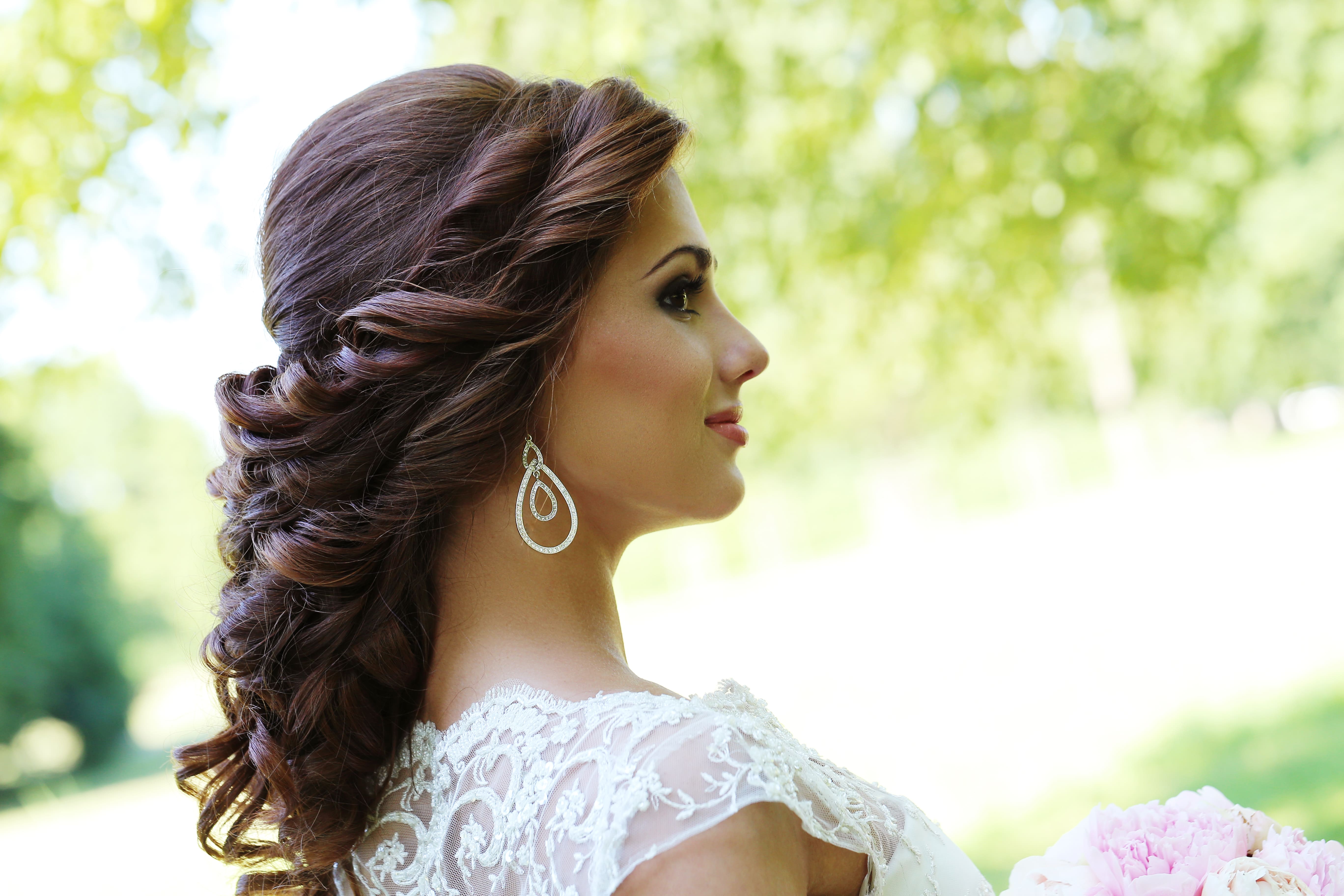 penteados para madrinha casamento civil a noite