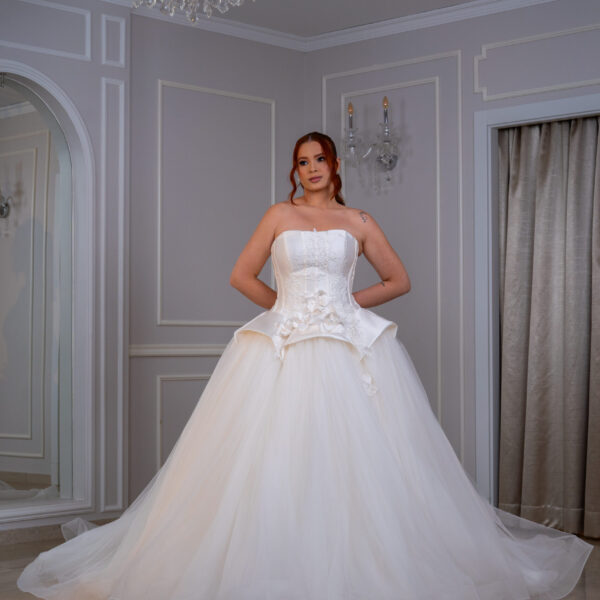 vestido de noiva saia tule moderno